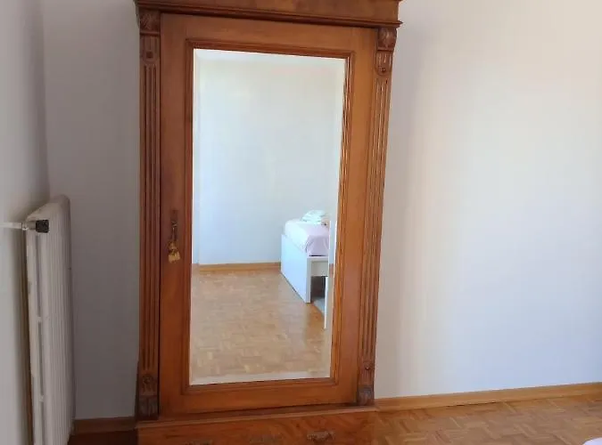 Cube 1b Flat * Lugano